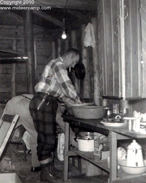 Historic Deer Camp Photos of Lloyd Roe pic4a.jpg