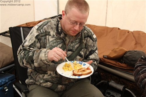 Kruger enjoying Larry's breakfast, pic15