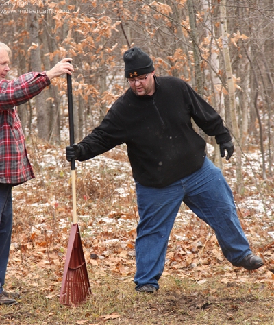 Jimbo dancing with a rake, pic39